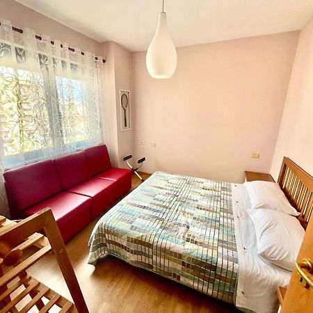 Апартаменти Easy Peasy - 9Th Floor View Downtown Тирана Екстер'єр фото